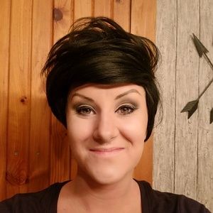 Meet your Posher, Megan